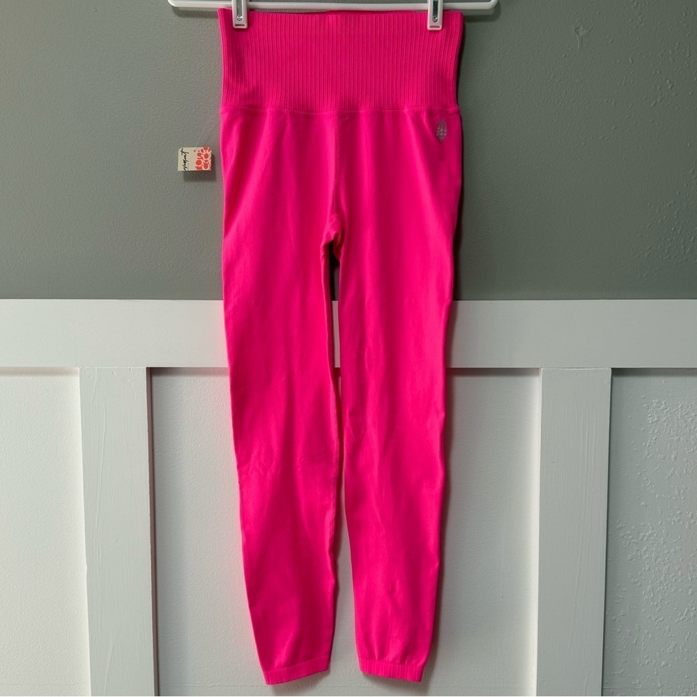 NWT Free People Movement High-Rise 7/8 Length Good Karma Leggings Tropical Pink - Picture 6 of 12